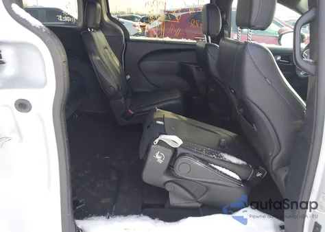 2026 Chrysler Pacifica Select from USA, damaged, VIN 2C4RC1BG5TR168290